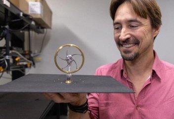 Түнгі суықтан энергия өндіретін құрылғы жасалды (видео)