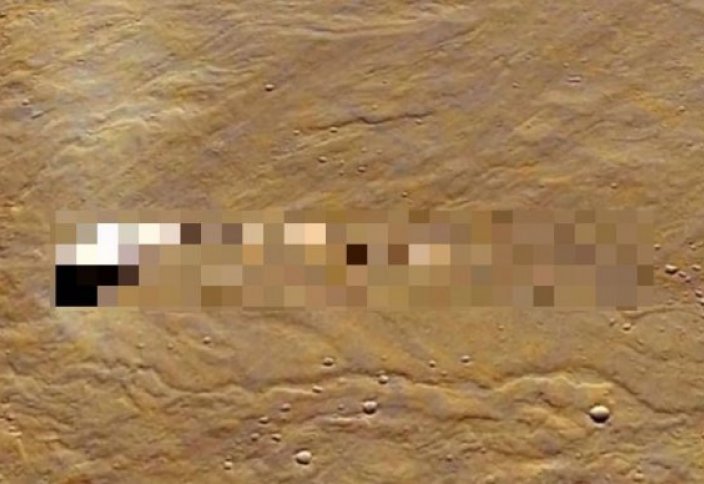 Загадочный объект обнаружили на поверхности Марса (фото+видео)