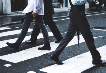 Қоршаған орта адамның жүрісін өзгерткен...