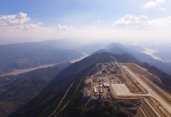 Китай планирует удвоить количество аэропортов в стране к 2035 году