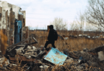 Заброшенная тюрьма в Павлодаре. Что там внутри? Видео