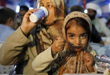 БОСҚЫНДАРДЫҢ ОРАЗА ҰСТАУЫНА ЖАҒДАЙ ЖАСАП ОТЫР