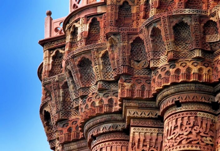 Высочайший в мире минарет, построенный несколькими поколениями мусульманских правителей (фото)