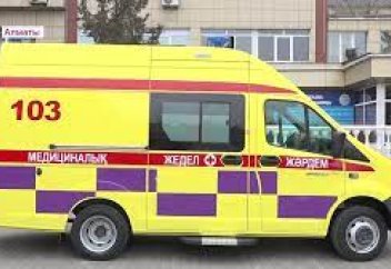 Ввести уголовное наказание за ложный вызов "скорой" в РК предлагают эксперты