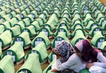 Мұсылмандар қырғынын теріске шығаратын контентке тыйым салынады