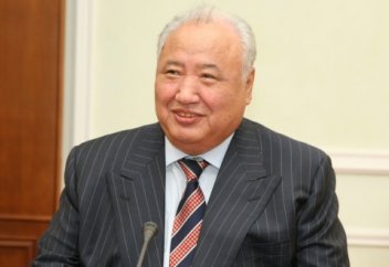 Әбіш Кекілбаев дүниеден озды