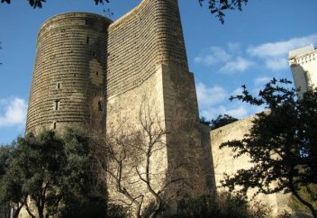 Баласы сабақта болмаса, ата-анасы айыппұл төлейді