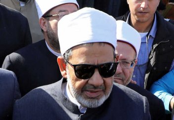 Разное: Между аль-Азхаром и властями Египта началась открытая конфронтация