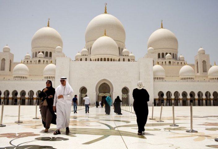 Почему в ОАЭ принимают Ислам?