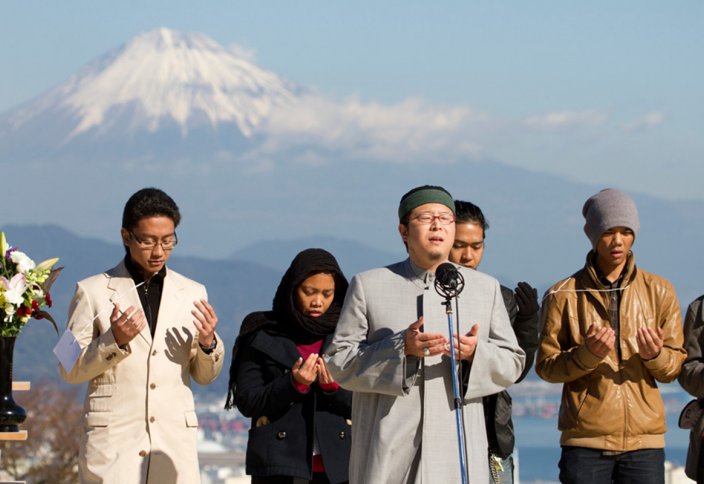 Японцы-немусульмане постятся в Рамадан