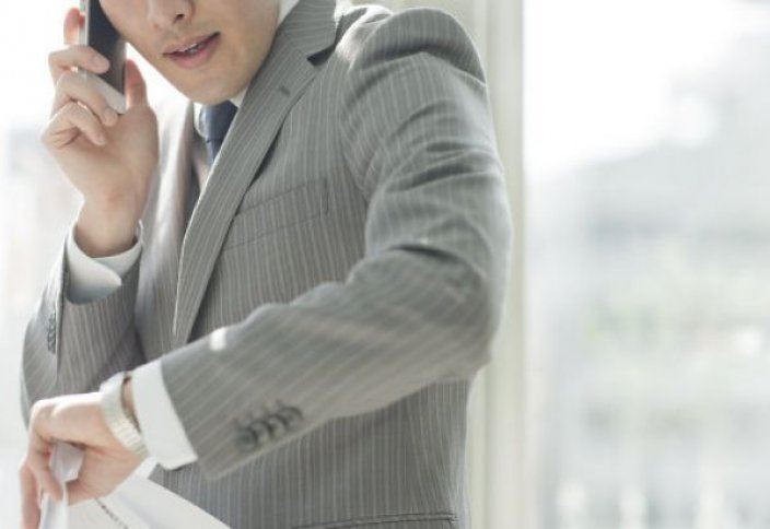 Француздар енді жұмыстан соң смартфондарын сөндіріп тастауға құқылы