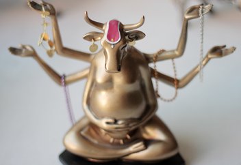 Сиырға табынғандар мұсылманды сабап кетті