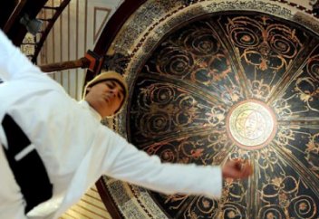 Самым популярным поэтом в США является Джалал ад-Дин ар-Руми