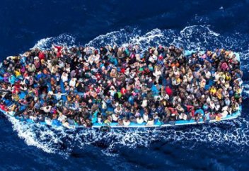 ООН: Сократился поток беженцев в Европу