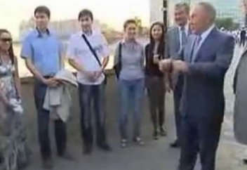 Назарбаев: Ағашқа шүберек байлау бізге жат