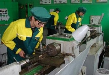 Қашықтан оқыту жүйесі кезінде студент уақытының 60 пайызын кәсіпорында өткізеді