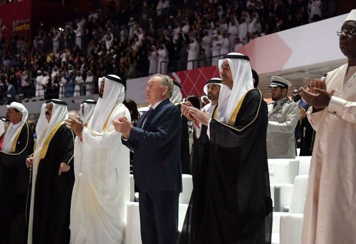 Назарбаев принял участие в открытии Всемирных специальных Олимпийских игр в ОАЭ