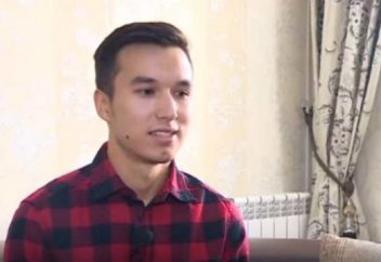 15 жыл бұрын америкалықтар асырап алған қазақ баласы: Жетімдер үйінің иісі мұрнымда қалыпты