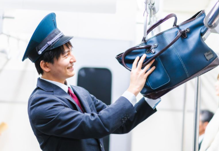 Потери и находки в Токио: в 2025 году в полицию сдано рекордные 4,5 млрд йен наличными