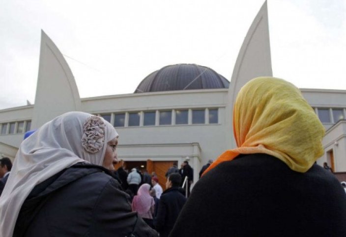 Три мусульманские организации закрыты во Франции