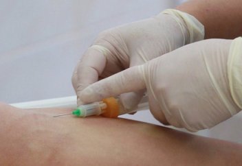 Қазақстандық хирург адам жарақатын сиыр терісімен емдейді