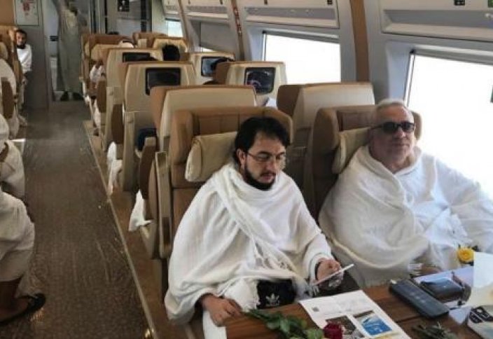 Впервые из Мекки в Медину отправился поезд с паломниками