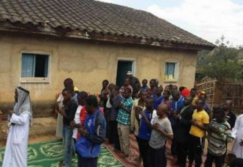 Всем приходом в ислам