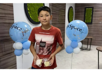 "Шағын цехы бар". Атыраулық оқушы өз кәсібін дөңгелетіп отыр