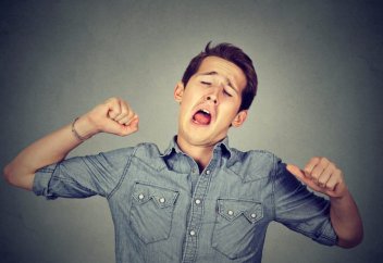 Мұғалімнің айтқанын тыңдамай, сабағында шулап отырса, күнә ма?