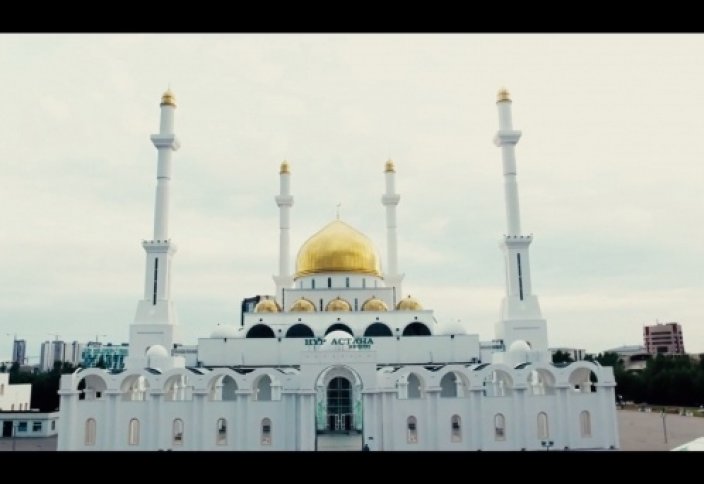 Красивый полет над "Нур Астана мечеть и Нур астана медресе" | Красивый нашид [2K]