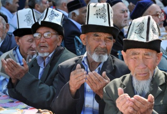 В Киргизии ужесточат контроль над деятельностью религиозных организаций