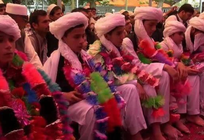 Расстрелянный выпускной: 101 ребёнок убит