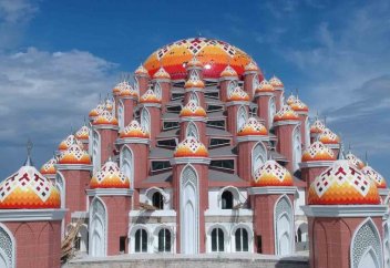 Ислам әлемінің сәулеті: 99 күмбезді мешіт (фото)