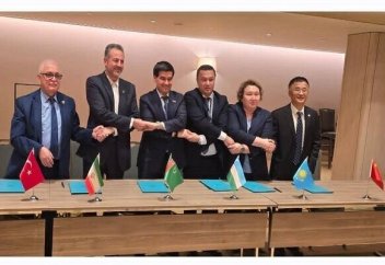 Шесть стран подписали соглашение о развитии южного железнодорожного коридора Китай–Европа