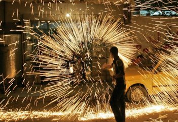 Отшашуды терактімен байланыстырып, үйленгендерді тұтқындап әкетті