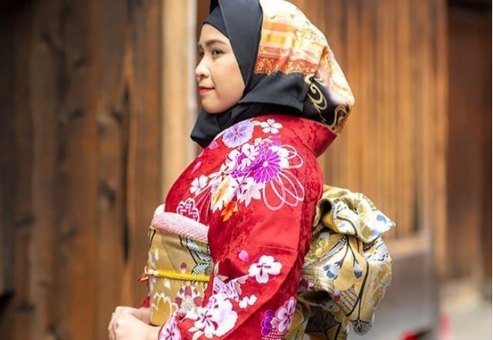Кимоно с хиджабом: как японцы создали уникальную одежду для мусульманок (ФОТО)