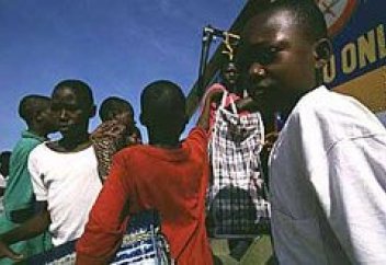 Сьерра-Леоне: СНОВА В ШКОЛУ!!!