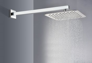 Обязательно ли попадание воды в дырочки от сережек в ушах при полном омовении?