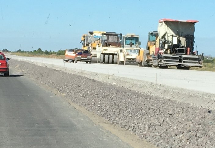 Справедливо ли платить за пользование автотрассами?  6 млрд тенге потратили казахстанцы на платные дороги