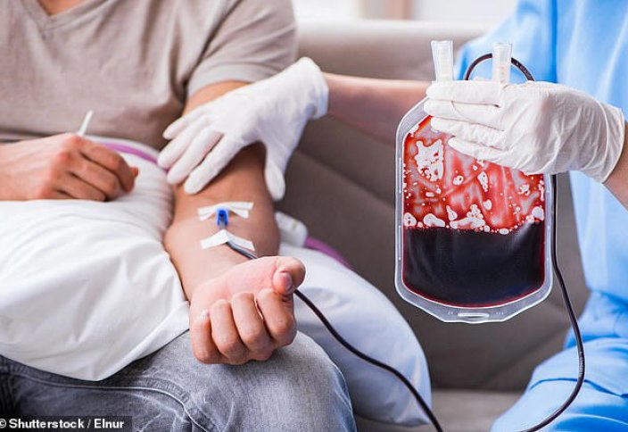 Рост числа американцев, отказывающихся от жизненно важных переливаний крови от вакцинированных доноров