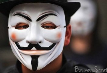 Біреудің сізге өтірік айтқанын қалай білуге болады?