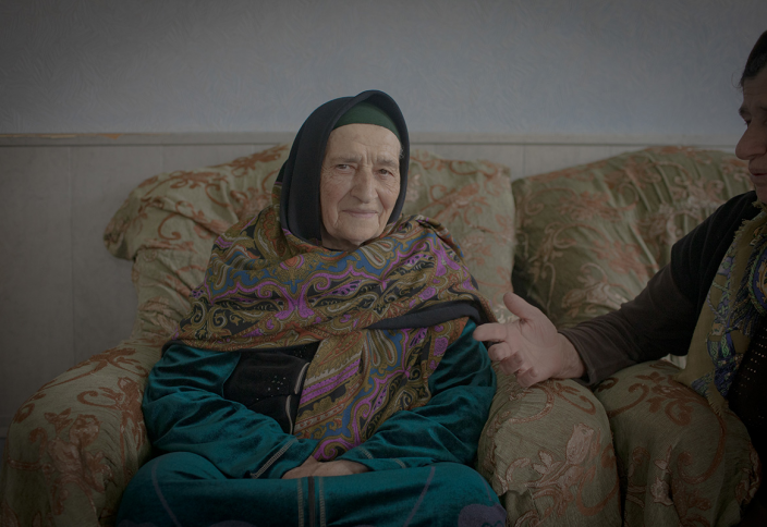 90-летняя дагестанка потратила все сбережения на благоустройство родного села