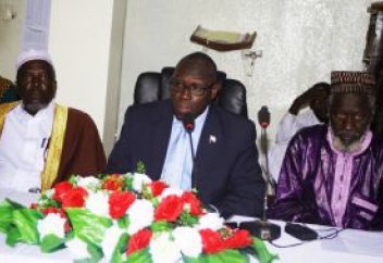 Президент передал мусульманам щедрые дары к Рамадану