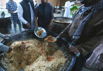 Ауғандар қасиетті айды өткізудегі ерекшелігі неде? (фото)