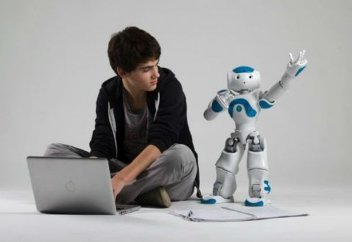 Профессии будущего: от медиаполицейского до художника виртуальной реальности