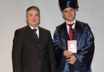 Казахстан впервые подготовил врачей для Афганистана