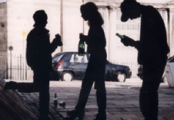 Әлеуметтік мәртебе үшін күрес жасөспірімдердің психикасына кері әсерін тигізеді