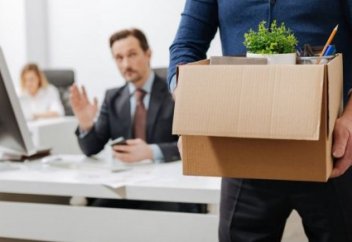 Жұмыстан шыққанда төленетін ақшаны қалай есептейді