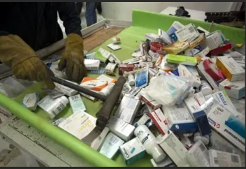 Өзбектер мерзімі өткен дәрі-дәрмек саудасын бұғаттайтын жүйеге көшеді