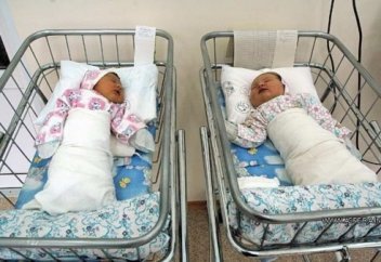 ПЕРЗЕНТХАНАДА АУЫСҚАН БАЛАНЫҢ ҚҰРАН АРҚЫЛЫ АНАСЫН ТАБУЫ